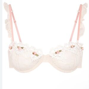 Urban Outfitters Lace Bra in Cream and Pink
